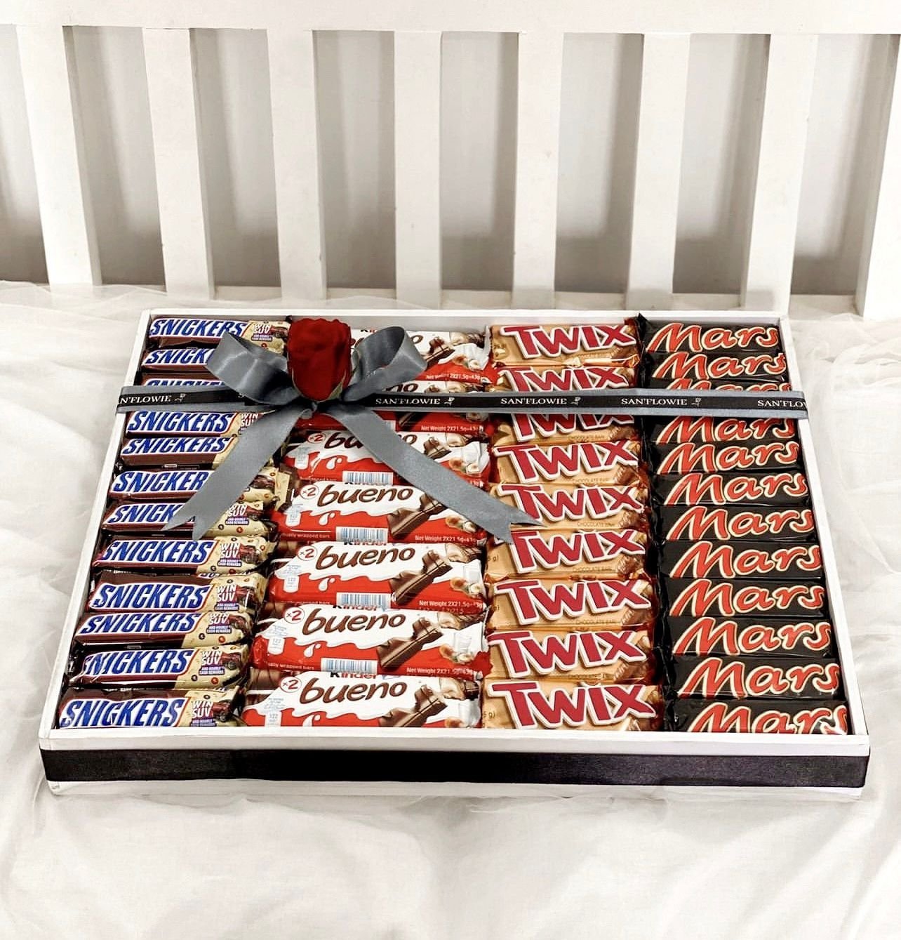 Snickers, Kinder Bueno, Twix & Mars Large Chocolate Tray