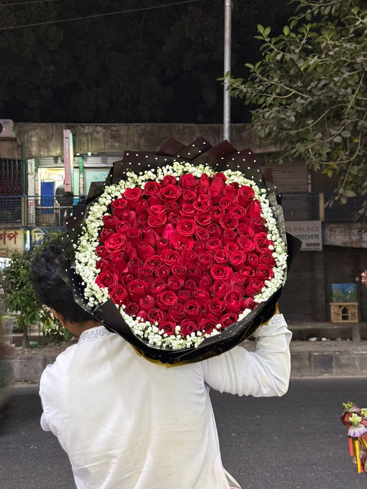 100 Rose Large Red Rose Bouquet