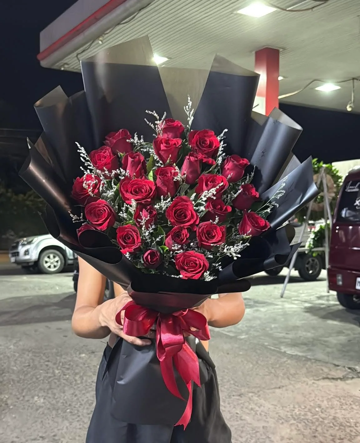 Classic Red Rose Luxury Bouquet