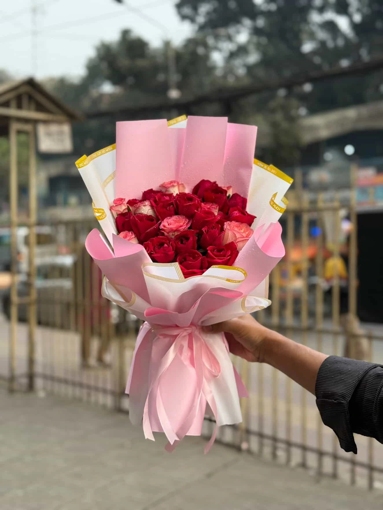Red & Pink Rose Bouquet