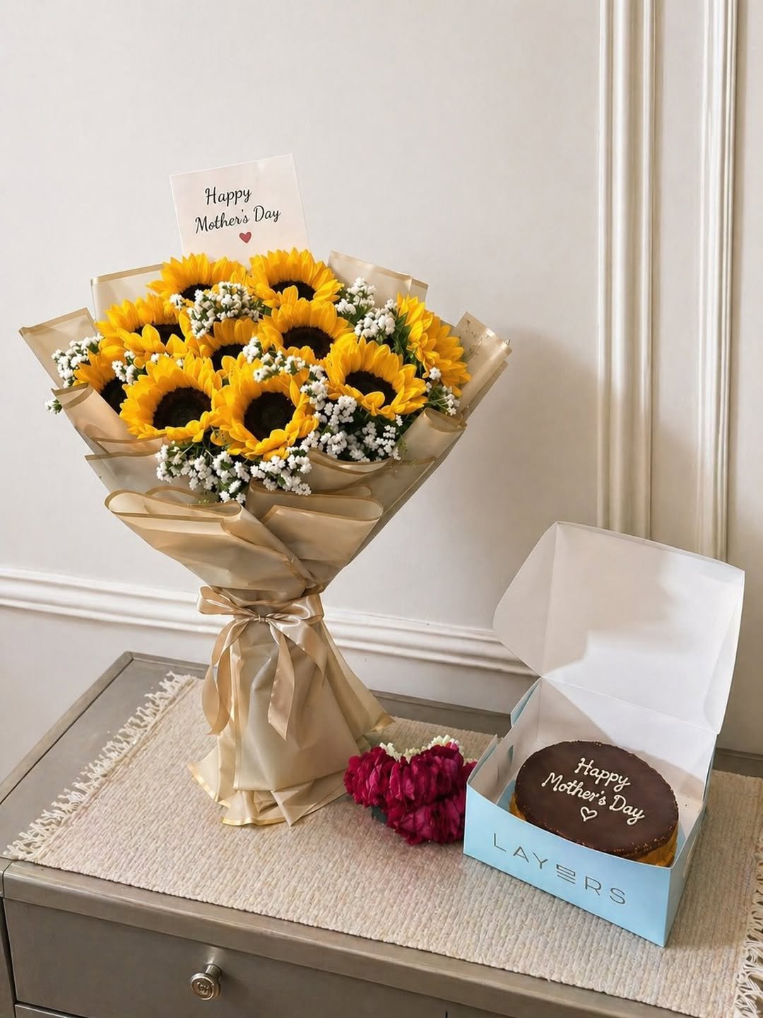 Sunflower Bouquet with Chocolate Cake – Mother’s Day Special